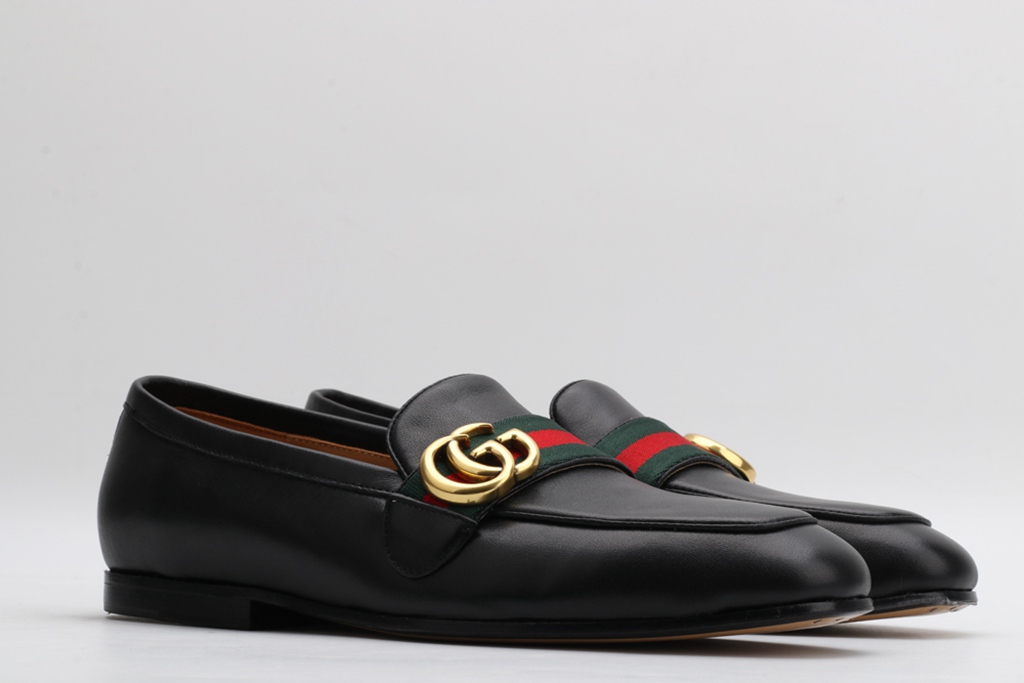 Leather loafer with Double G and Web